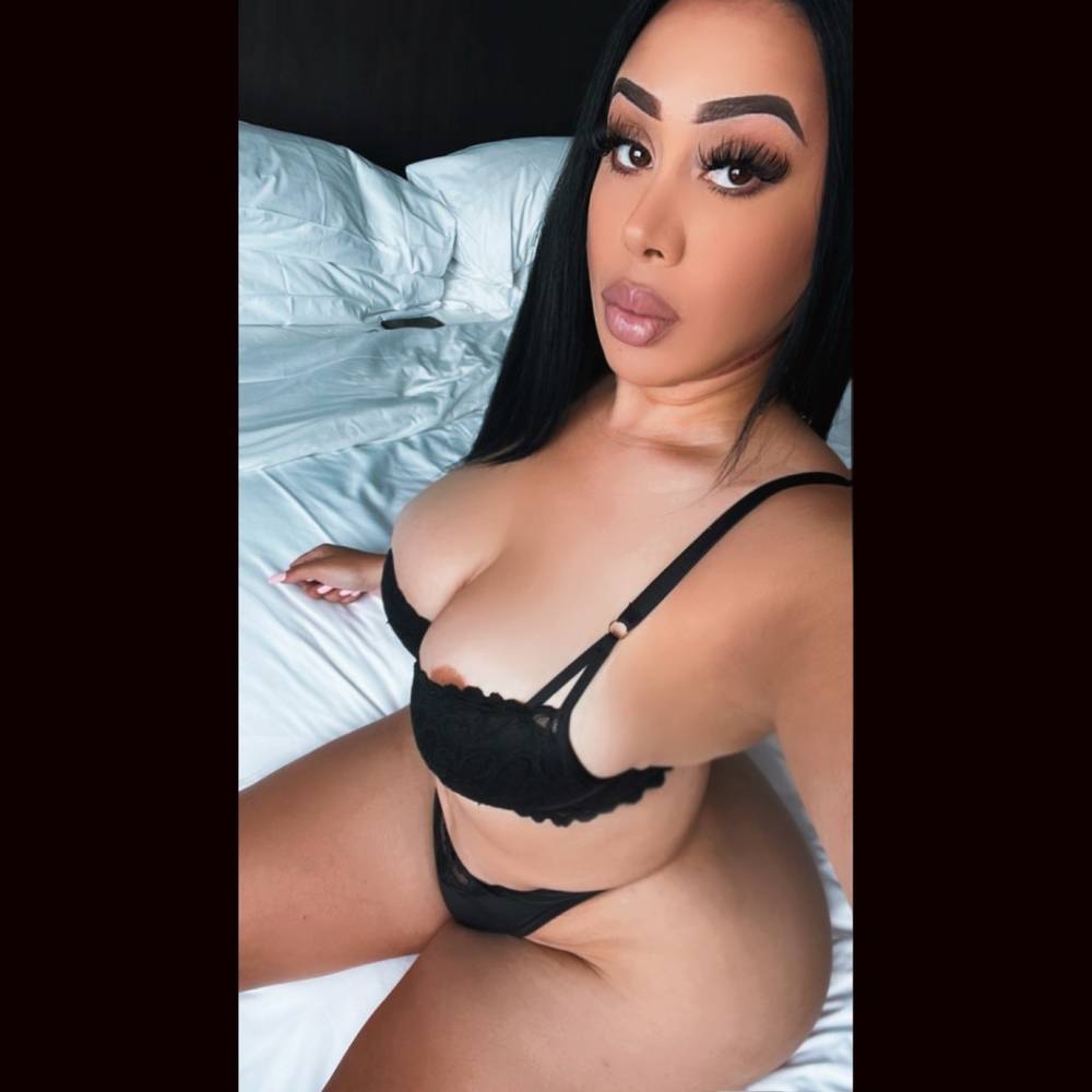 It’s Foreign Baddie Baby OnlyFans – free nudes, naked, leaked