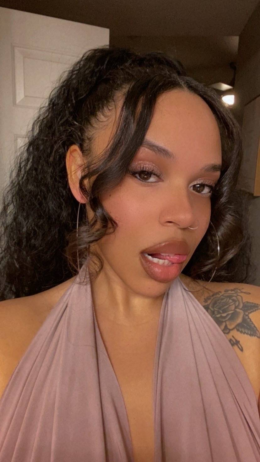 FREE SEXTAPE WHEN YOU RENEW AT $9.99! OnlyFans – free nudes, naked, leaked