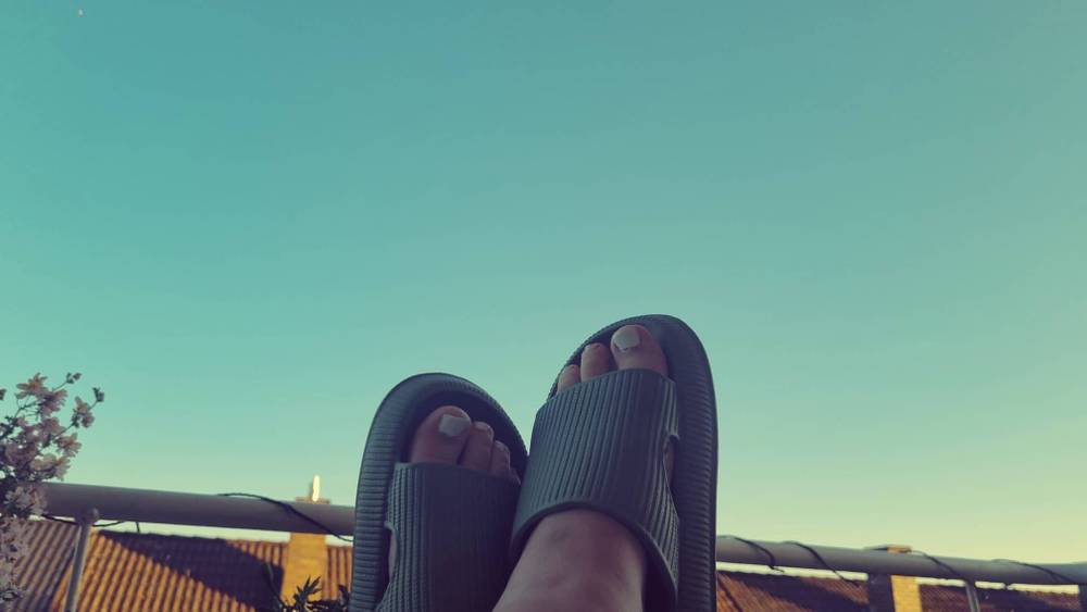 Lyra´s Daily Feet