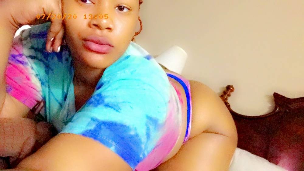 ✨I T S M E R C E D E S W O R L L D ✨