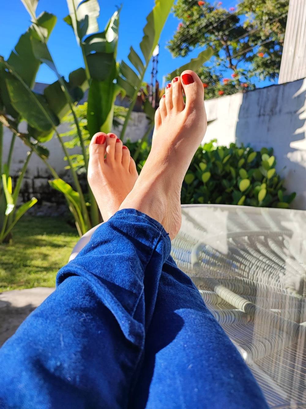 Sally´s Feet Secret