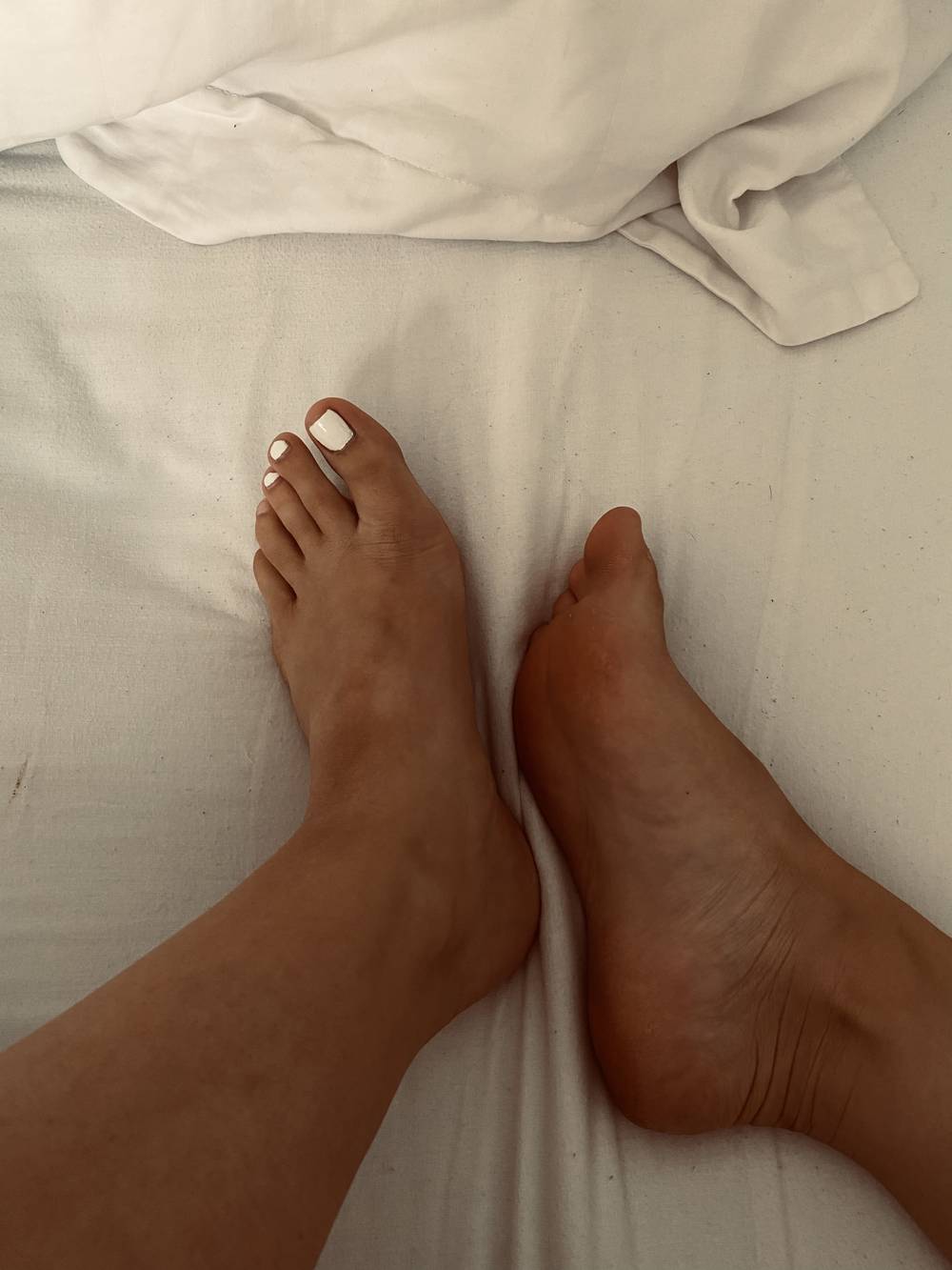 S&amp;H feet