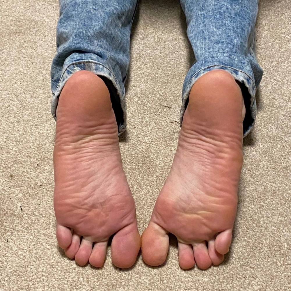 Defunct Submit Your Soles