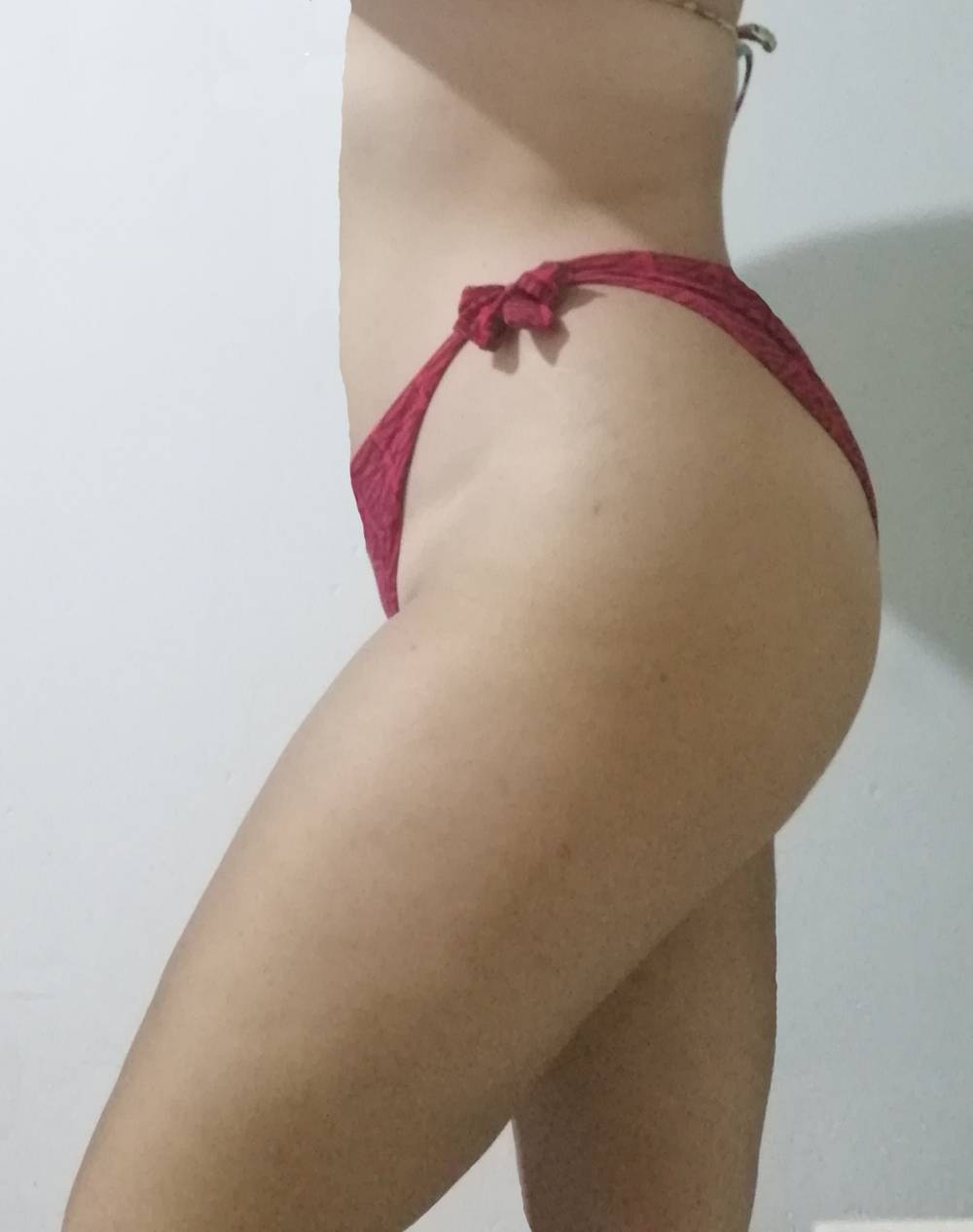 Nicole Gutierrez ( NIKITTA )