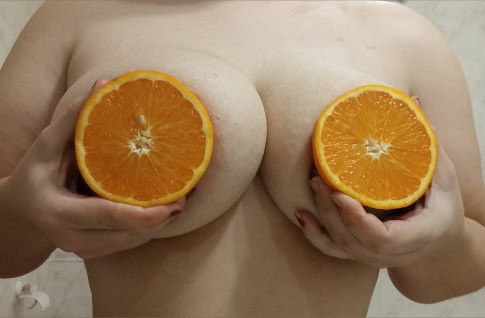 Nicole Gutierrez ( NIKITTA )